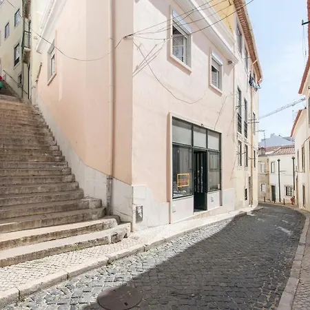 Alfama Stunning River And Historic Views 2bedrooms & 2bathrooms Ac Balcony 18th Century Building
