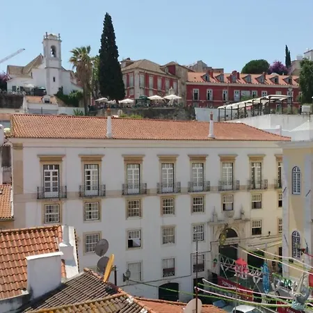 Alfama Riverside: Historic Gem With Panoramic Views Apartment Lisbon