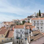 Alfama Stunning River And Historic Views 2bedrooms & 2bathrooms Ac Balcony 18th Century Building * Lizbona